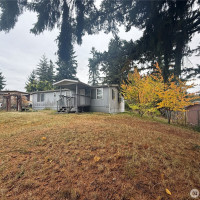 12816 Ridge Circle E, Bonney Lake, WA 98391