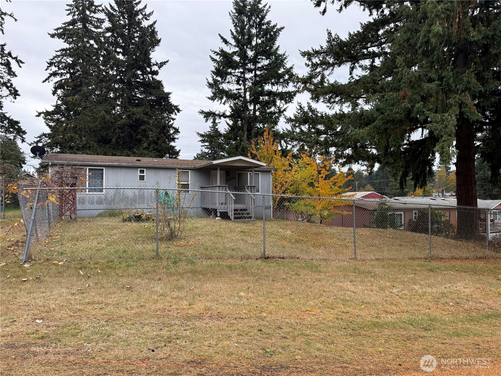 12816 Ridge Circle E, Bonney Lake, WA 98391