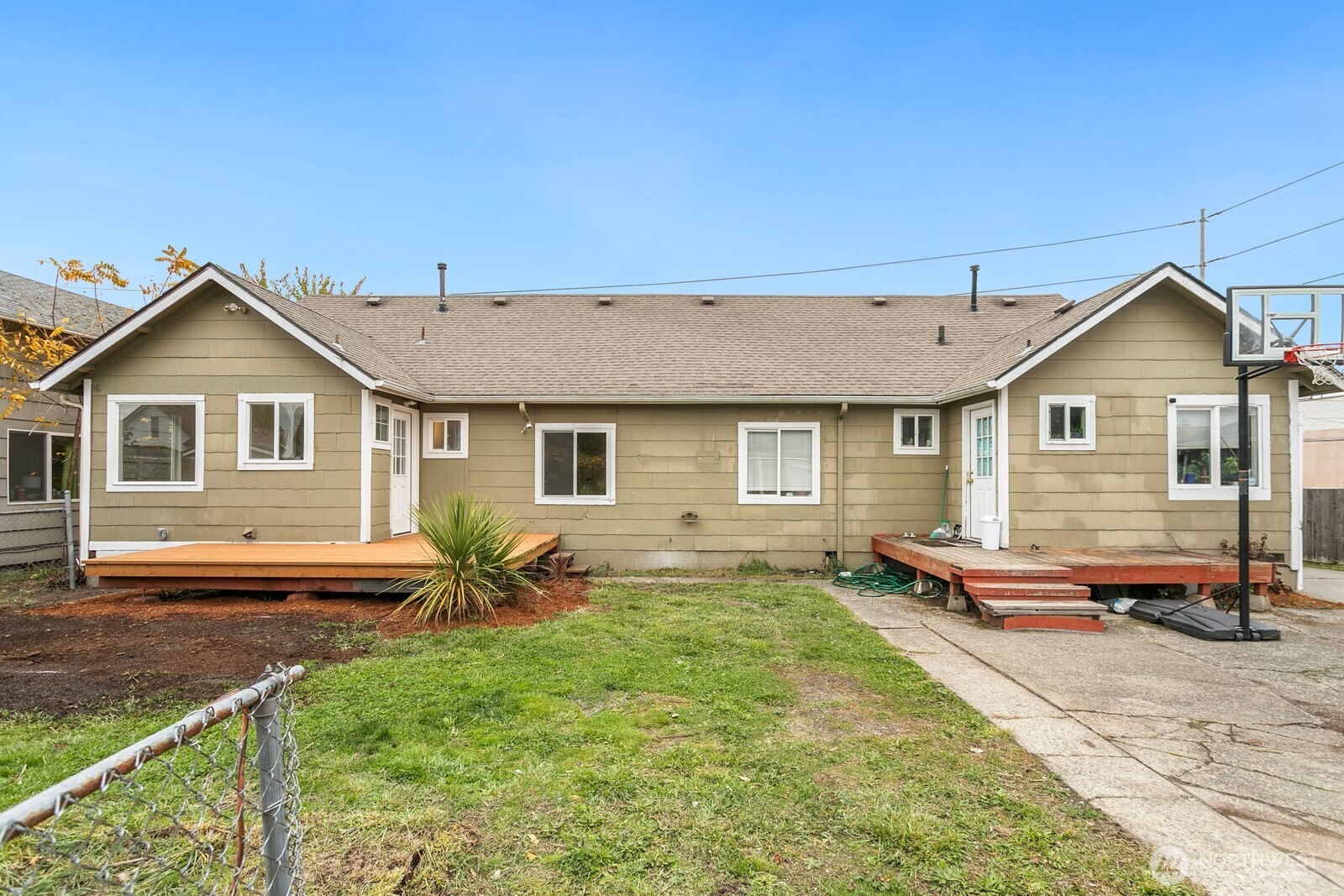 1408 1410 S 39th Street, Tacoma, WA 98418