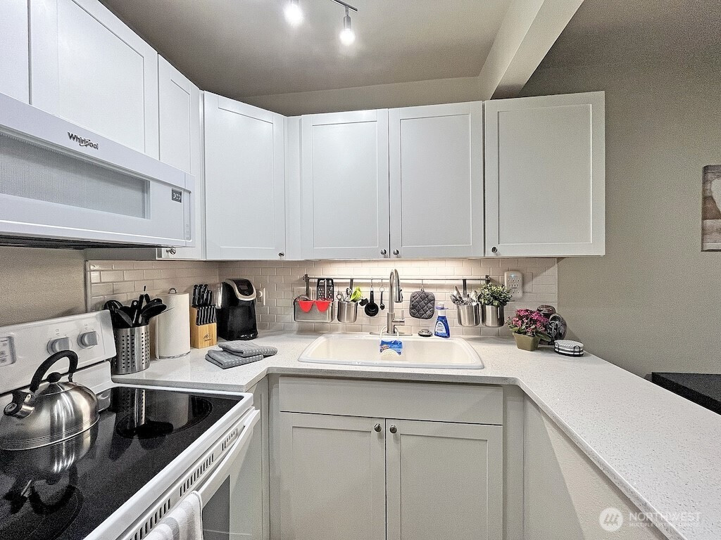 250 Tucker Avenue, Friday Harbor, WA 98250