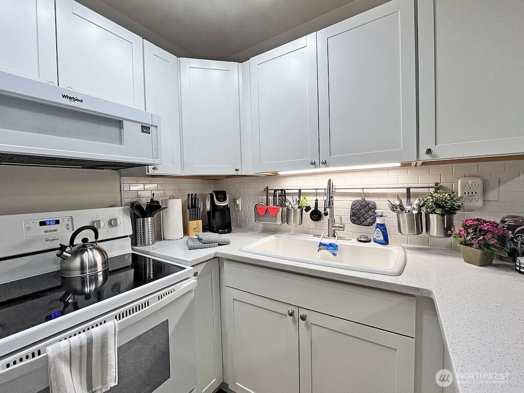 250 Tucker Avenue, Friday Harbor, WA 98250