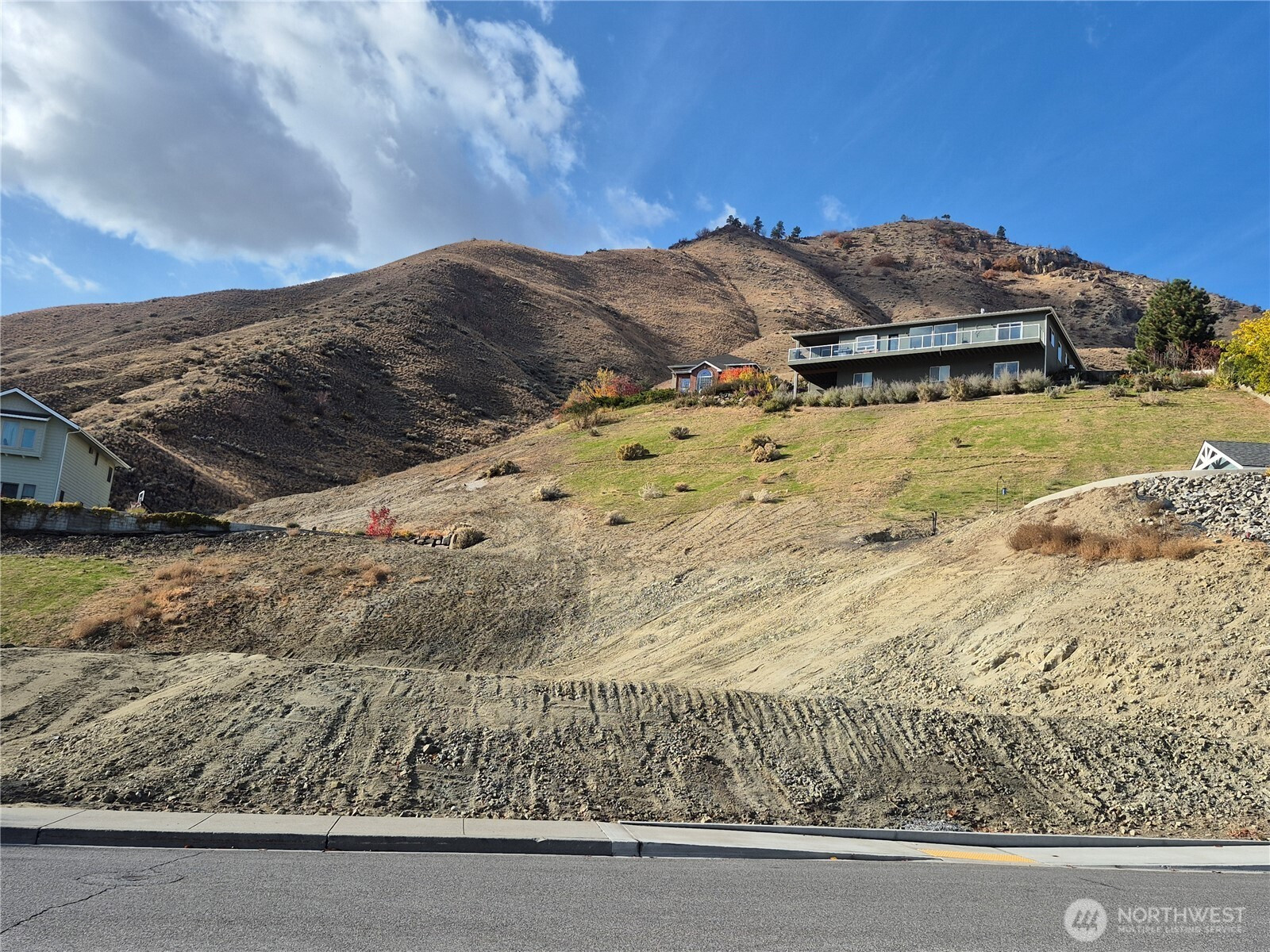 756 Castle Heights Drive, Wenatchee, WA 98801