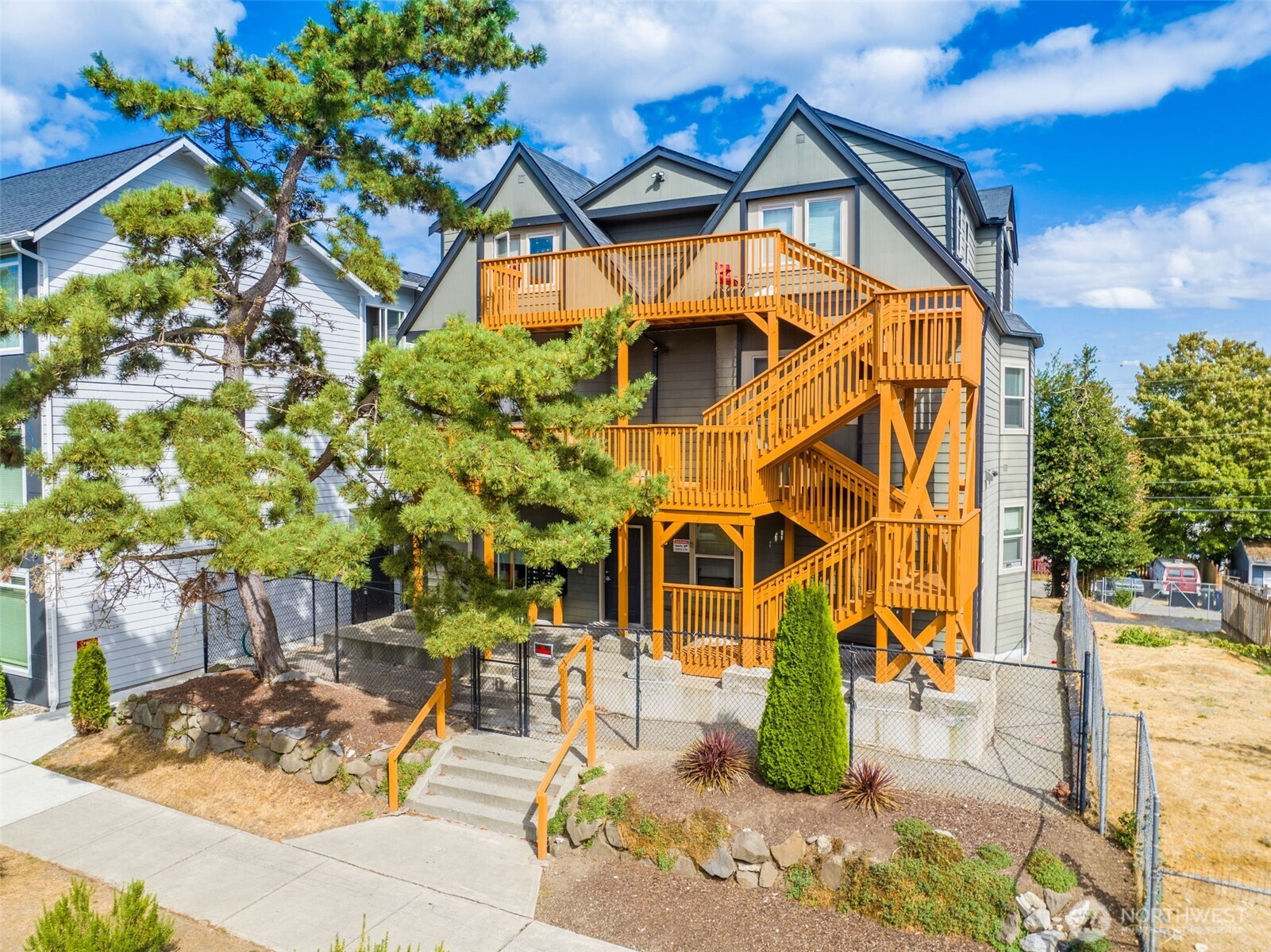 707 709 S I Street, Tacoma, WA 98405