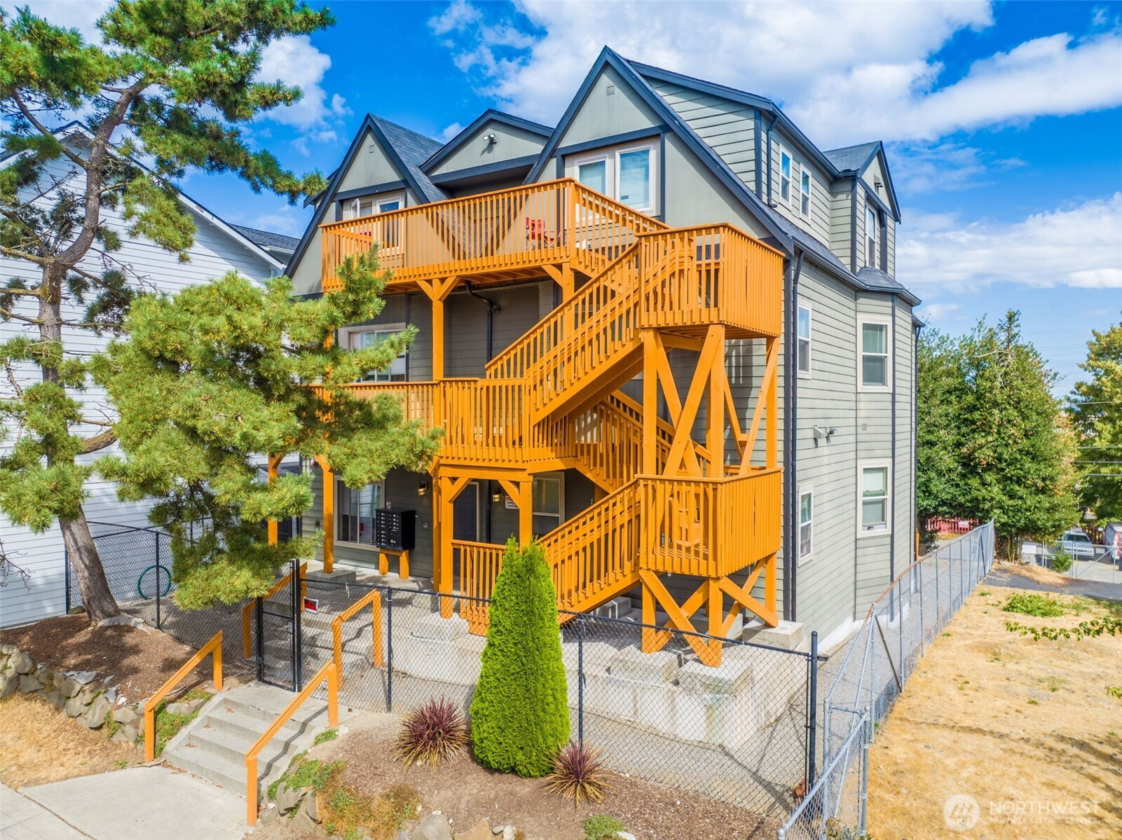 707 709 S I Street, Tacoma, WA 98405