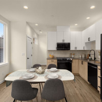 10306 E Midvale Avenue N, Seattle, WA 98133