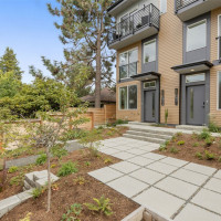 10306 E Midvale Avenue N, Seattle, WA 98133