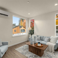 10306 E Midvale Avenue N, Seattle, WA 98133