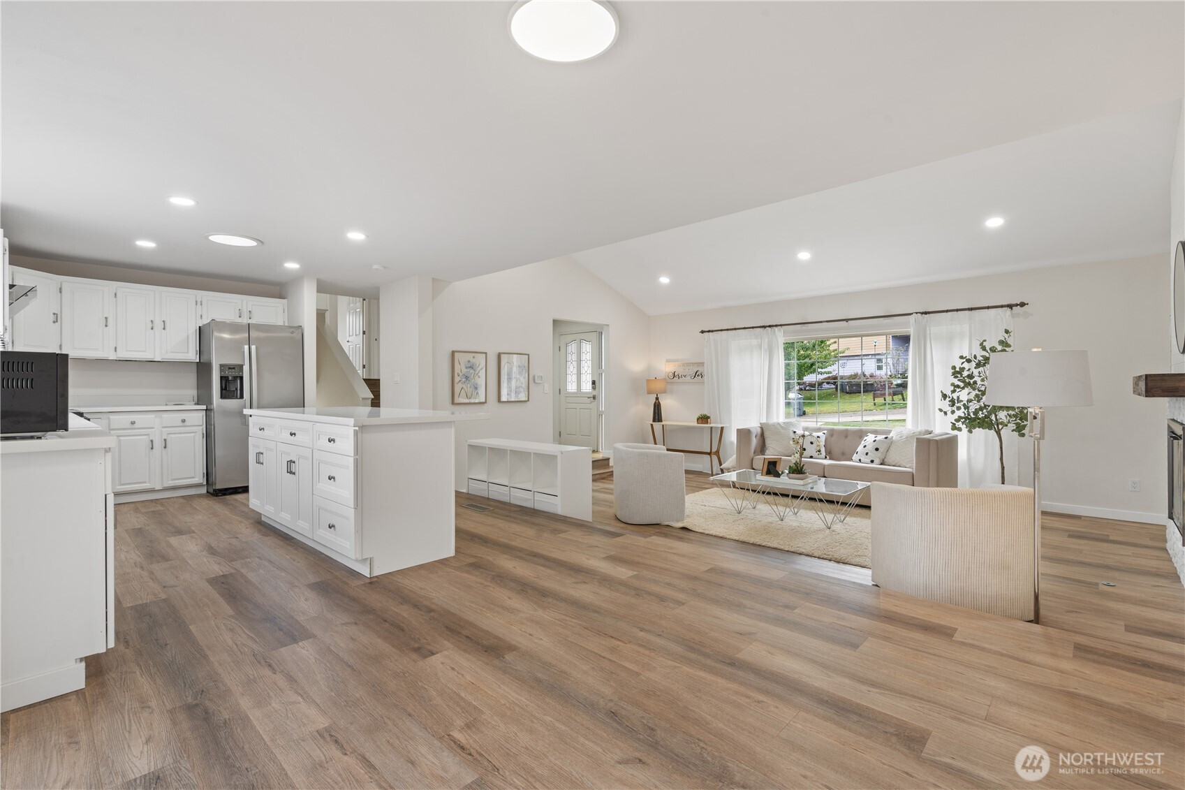 15414 SE 17th Street, Bellevue, WA 98007