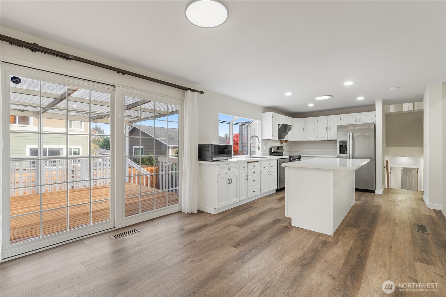 15414 SE 17th Street, Bellevue, WA 98007