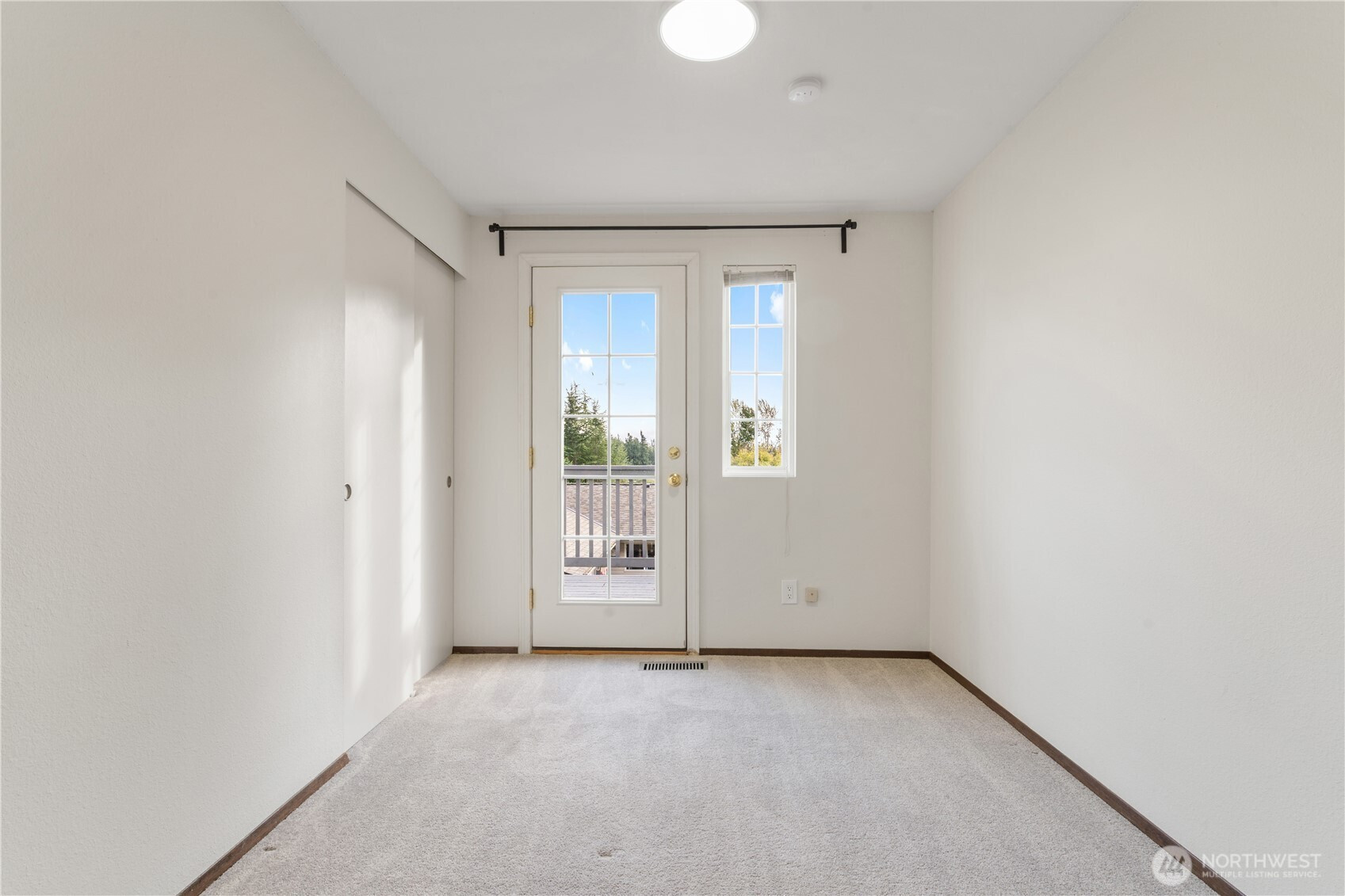 15414 SE 17th Street, Bellevue, WA 98007