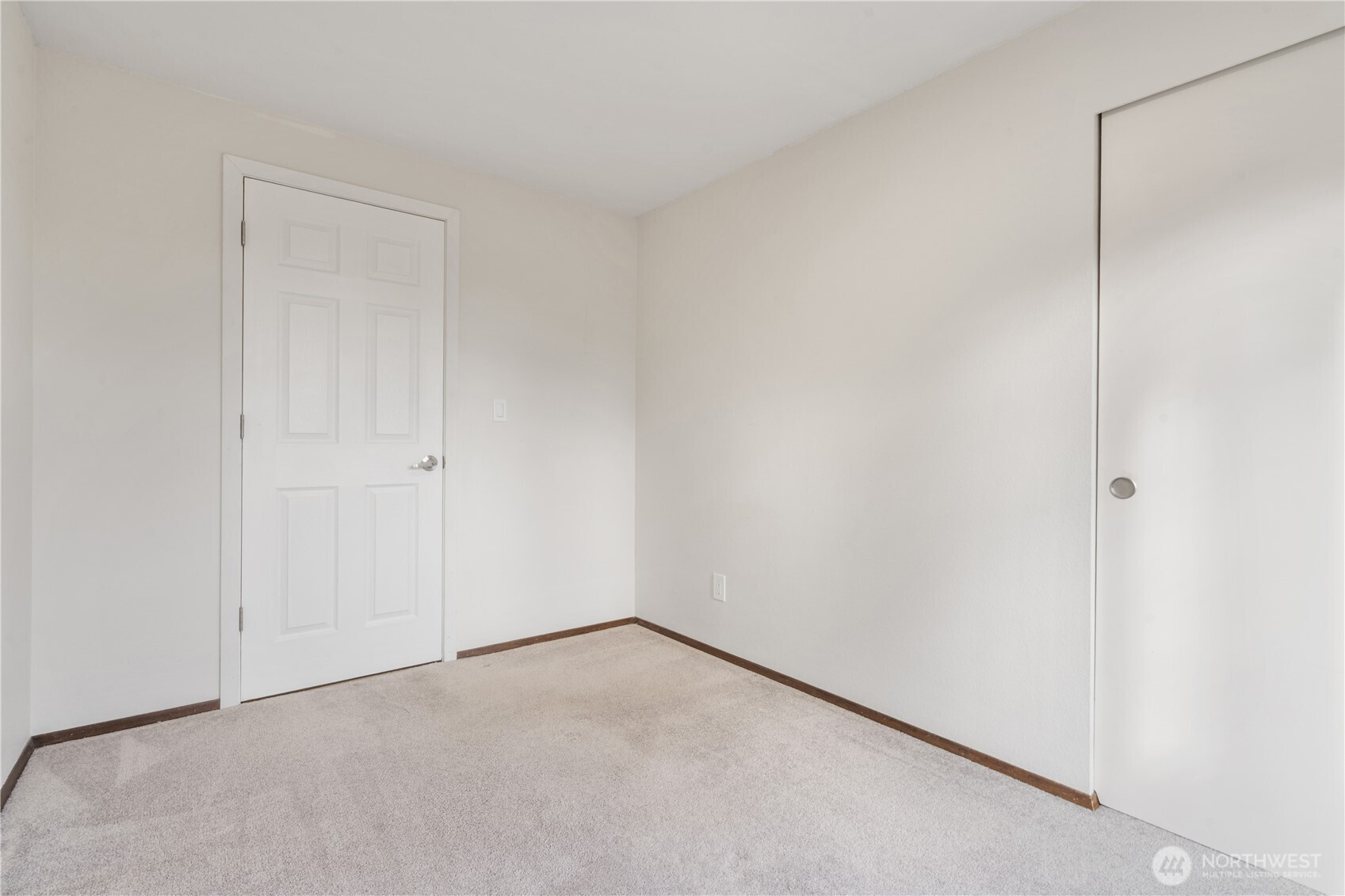 15414 SE 17th Street, Bellevue, WA 98007