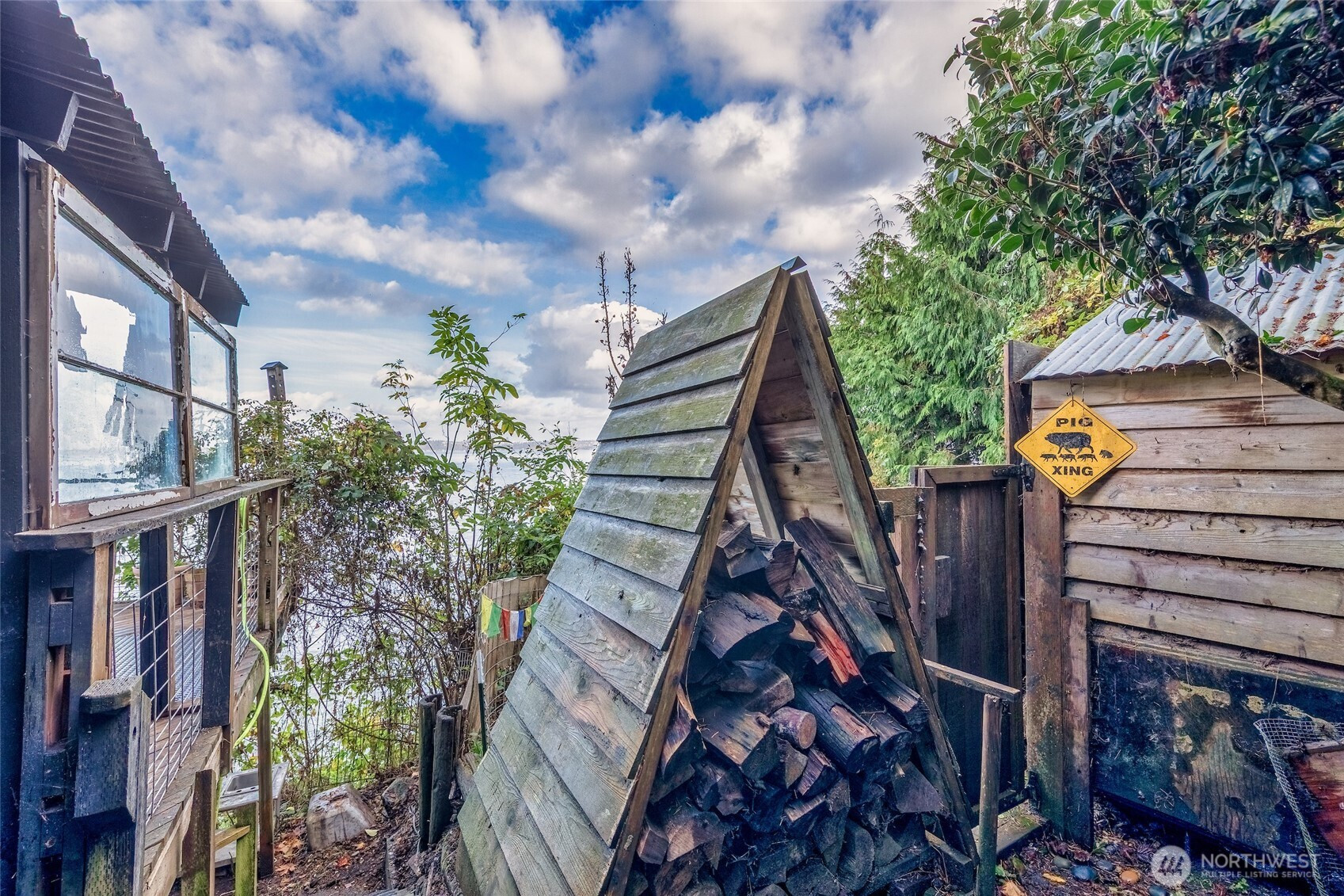 9804 SW Bunker Trail, Vashon, WA 98070