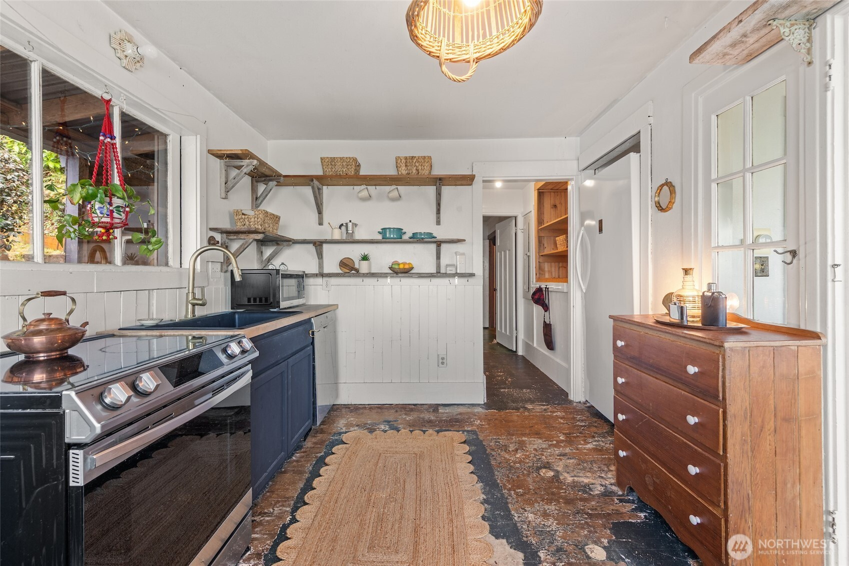 9804 SW Bunker Trail, Vashon, WA 98070