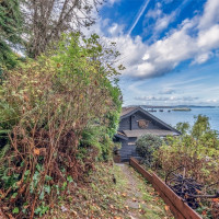 9804 SW Bunker Trail, Vashon, WA 98070