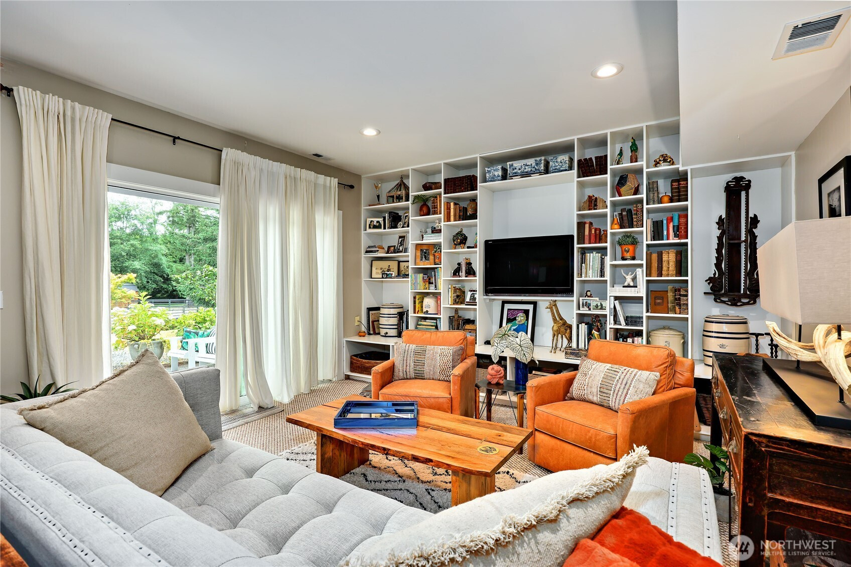 25105 Taka Lane NE, Kingston, WA 98346