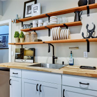 25105 Taka Lane NE, Kingston, WA 98346