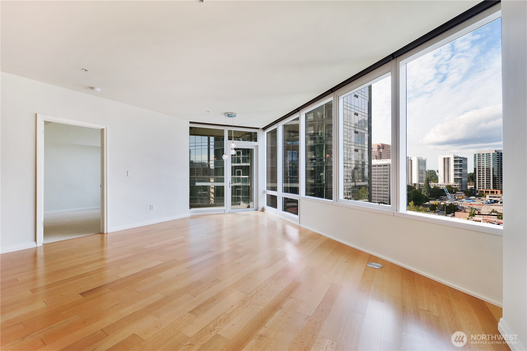 10700 NE 4th Street, Bellevue, WA 98004