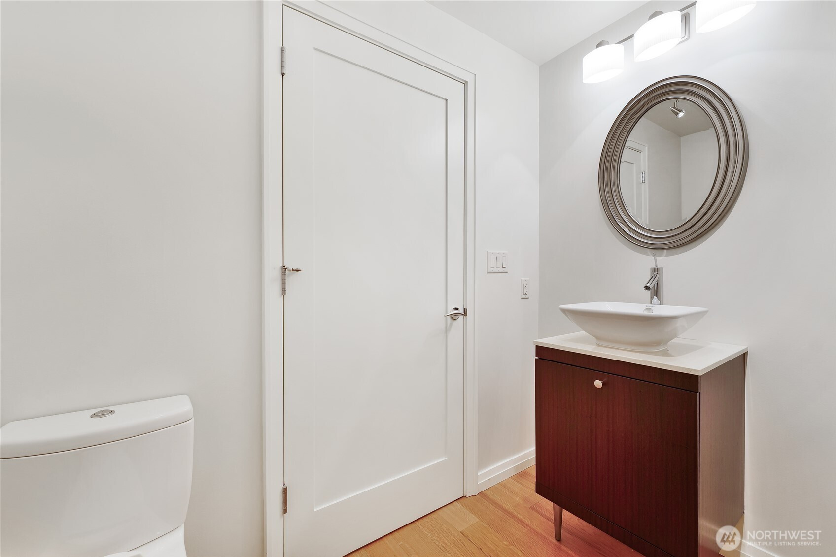 10700 NE 4th Street, Bellevue, WA 98004