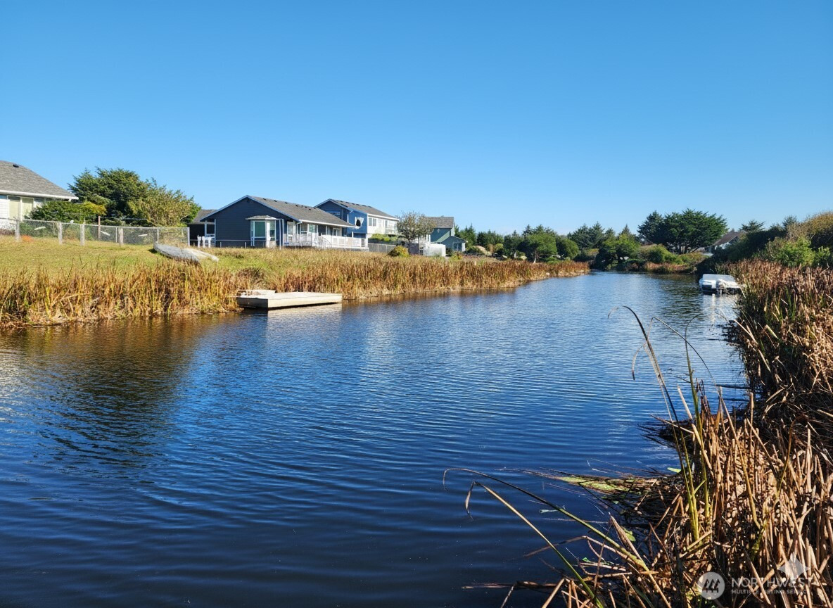 332 Cockle Street SW, Ocean Shores, WA 98569