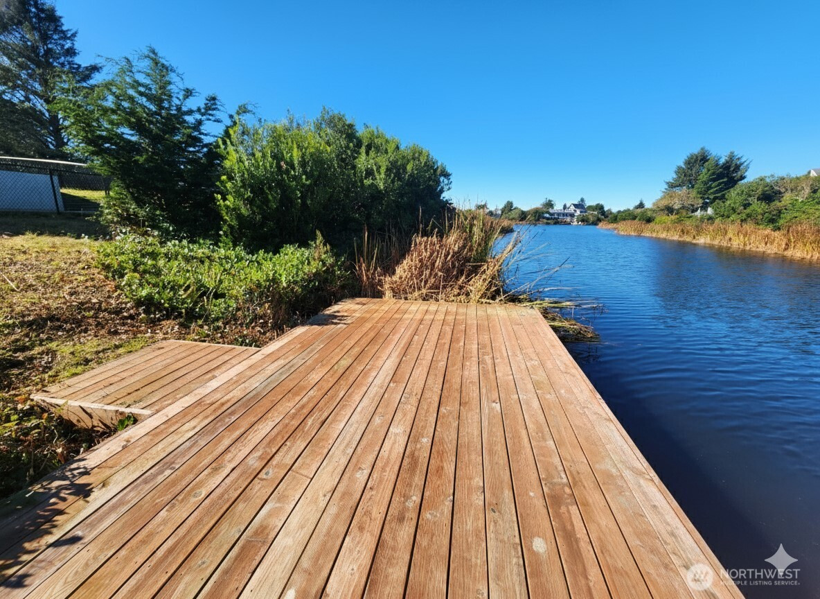 332 Cockle Street SW, Ocean Shores, WA 98569