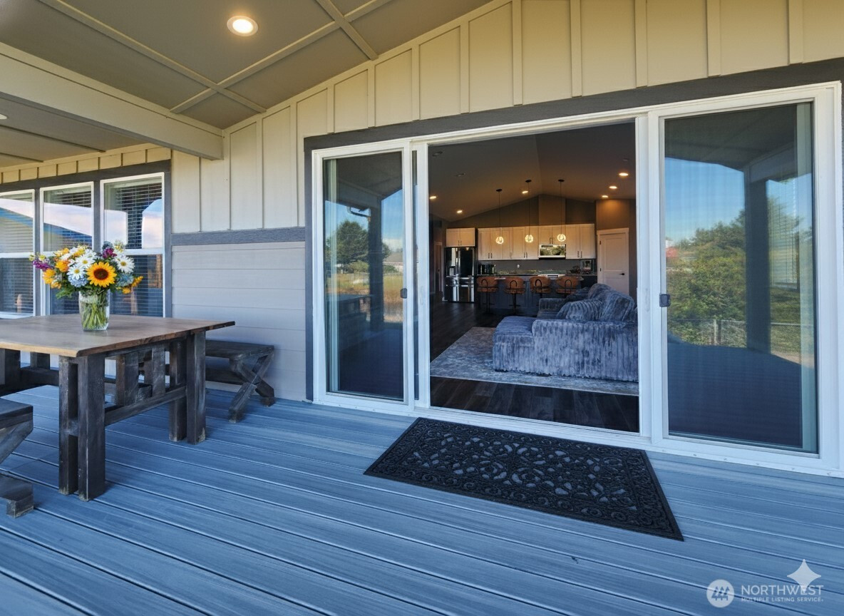 332 Cockle Street SW, Ocean Shores, WA 98569