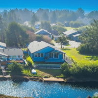 332 Cockle Street SW, Ocean Shores, WA 98569