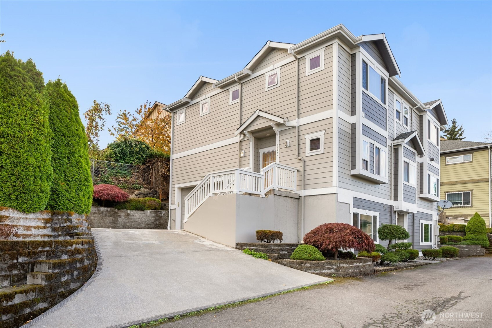 3322 S Holly Street, Seattle, WA 98118