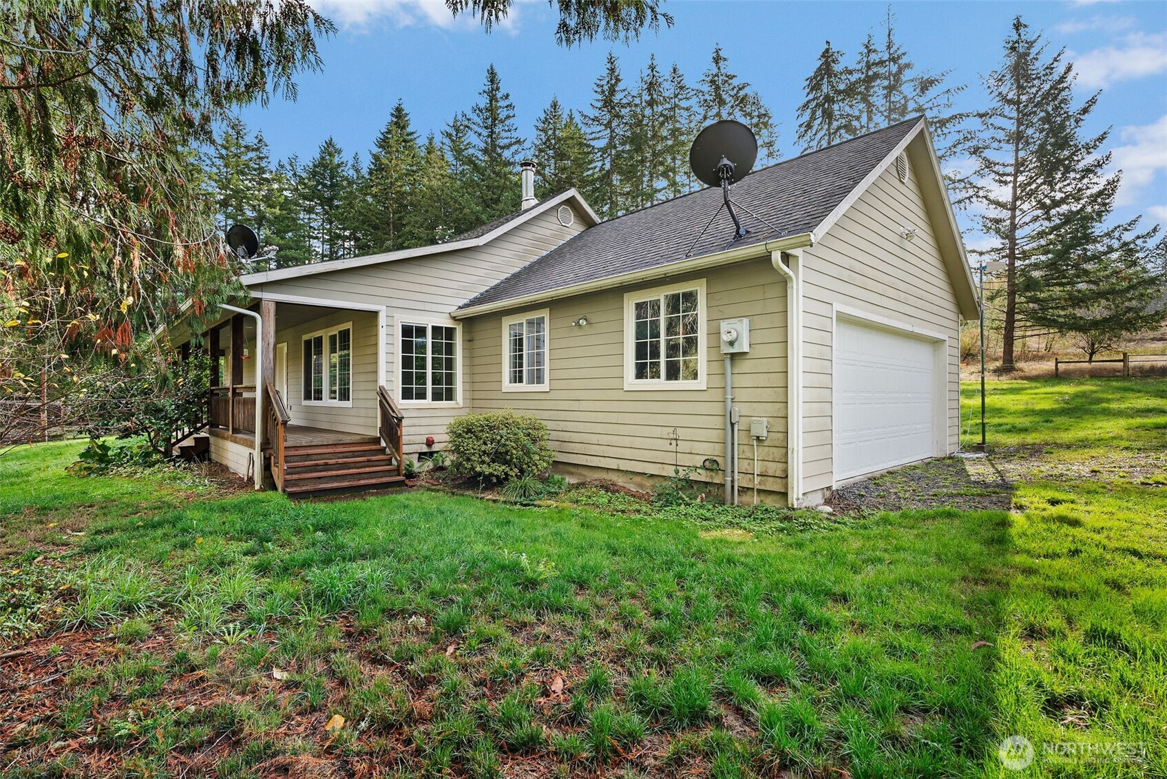 1878 Little Hanaford Road, Centralia, WA 98531