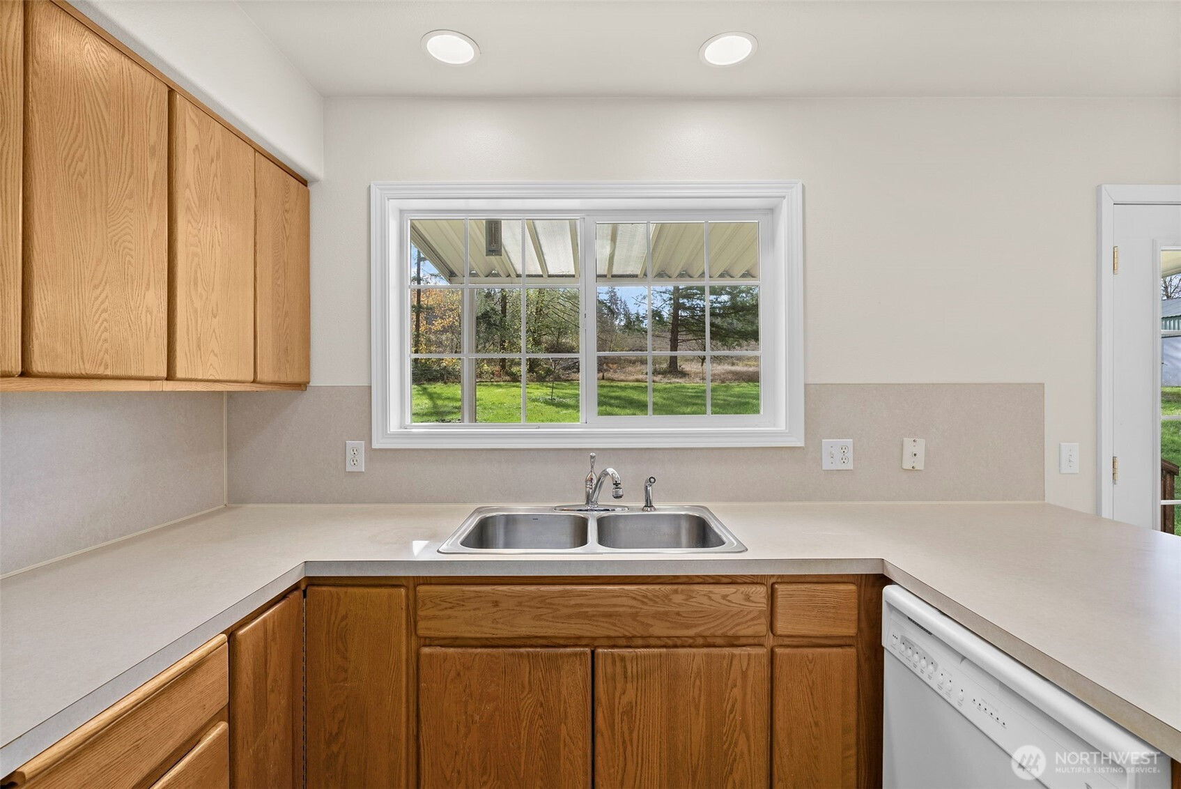 1878 Little Hanaford Road, Centralia, WA 98531