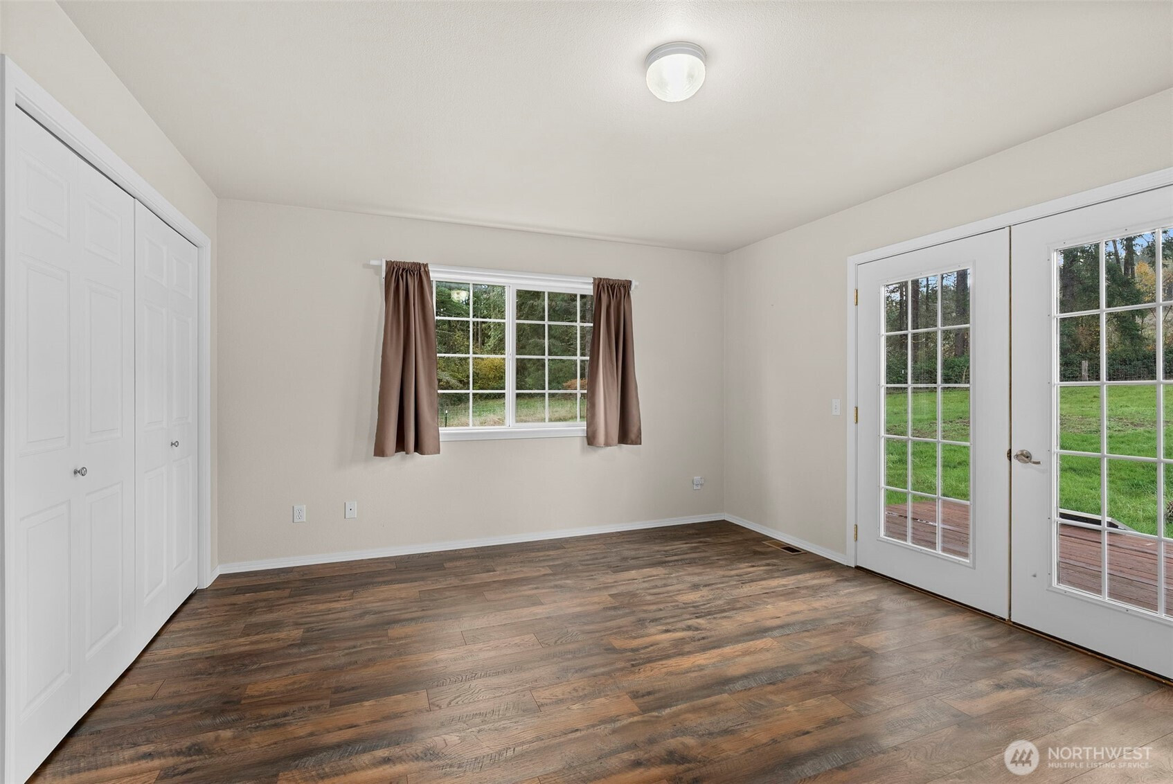 1878 Little Hanaford Road, Centralia, WA 98531