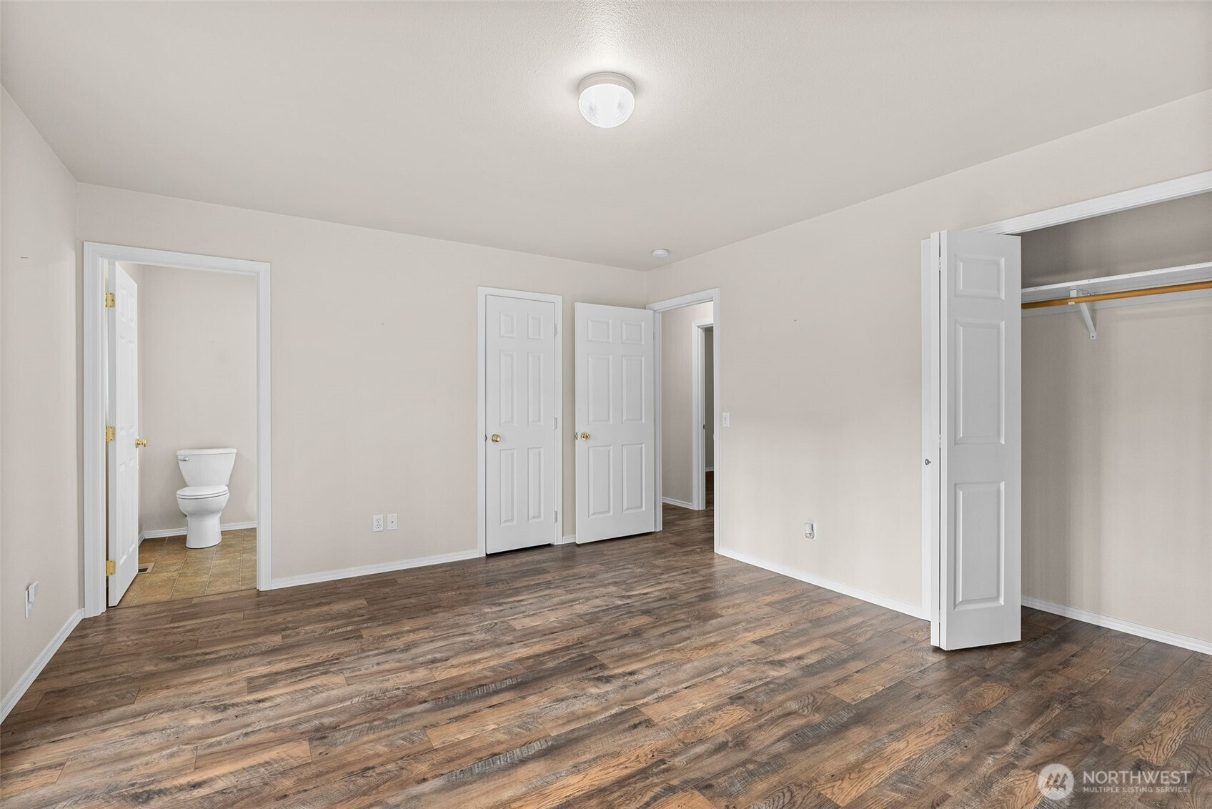 1878 Little Hanaford Road, Centralia, WA 98531