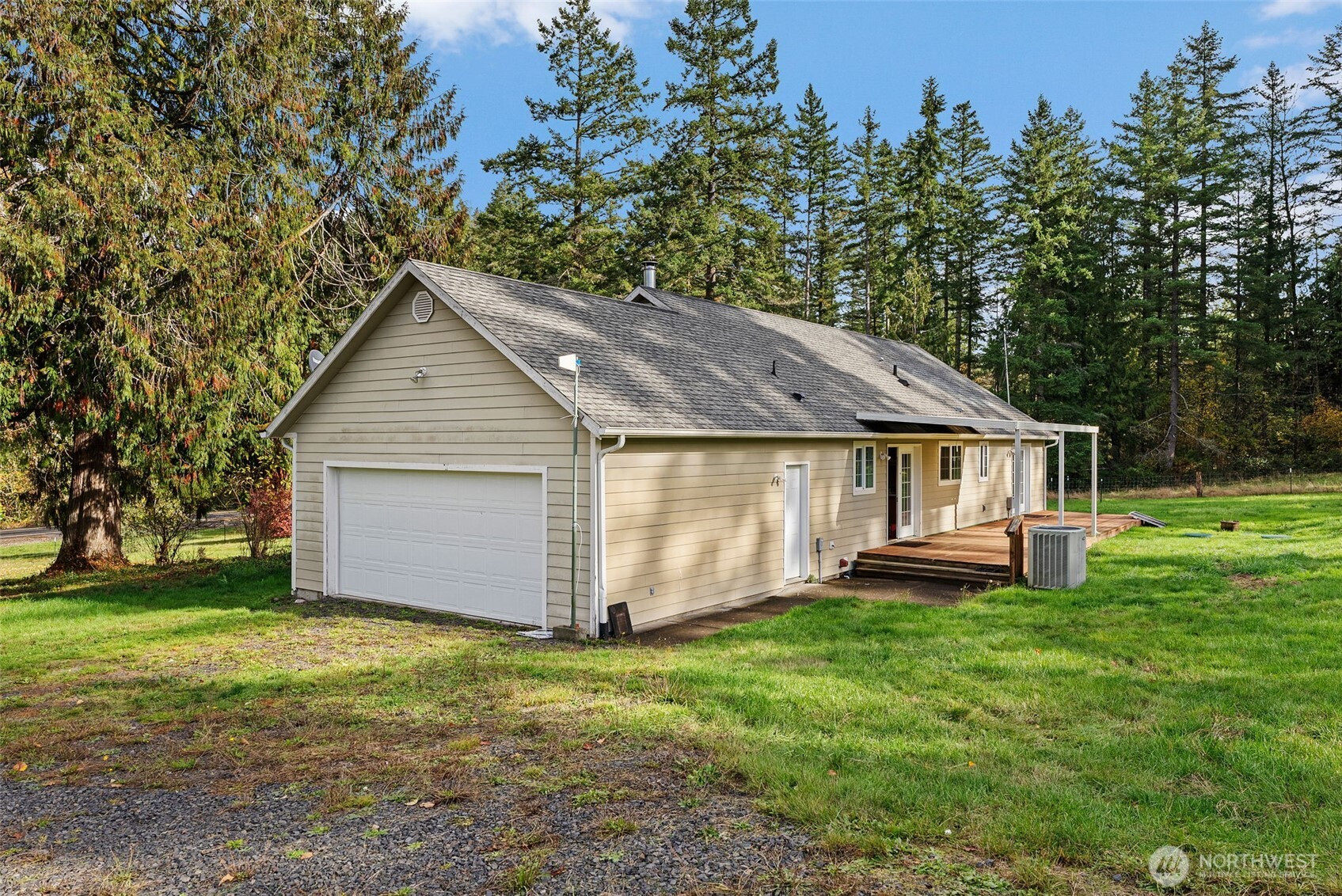 1878 Little Hanaford Road, Centralia, WA 98531