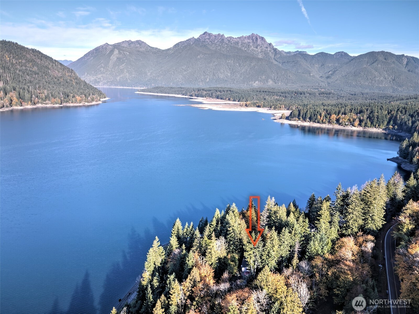 5791 N Lake Cushman Road, Hoodsport, WA 98548