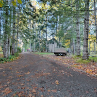 5791 N Lake Cushman Road, Hoodsport, WA 98548