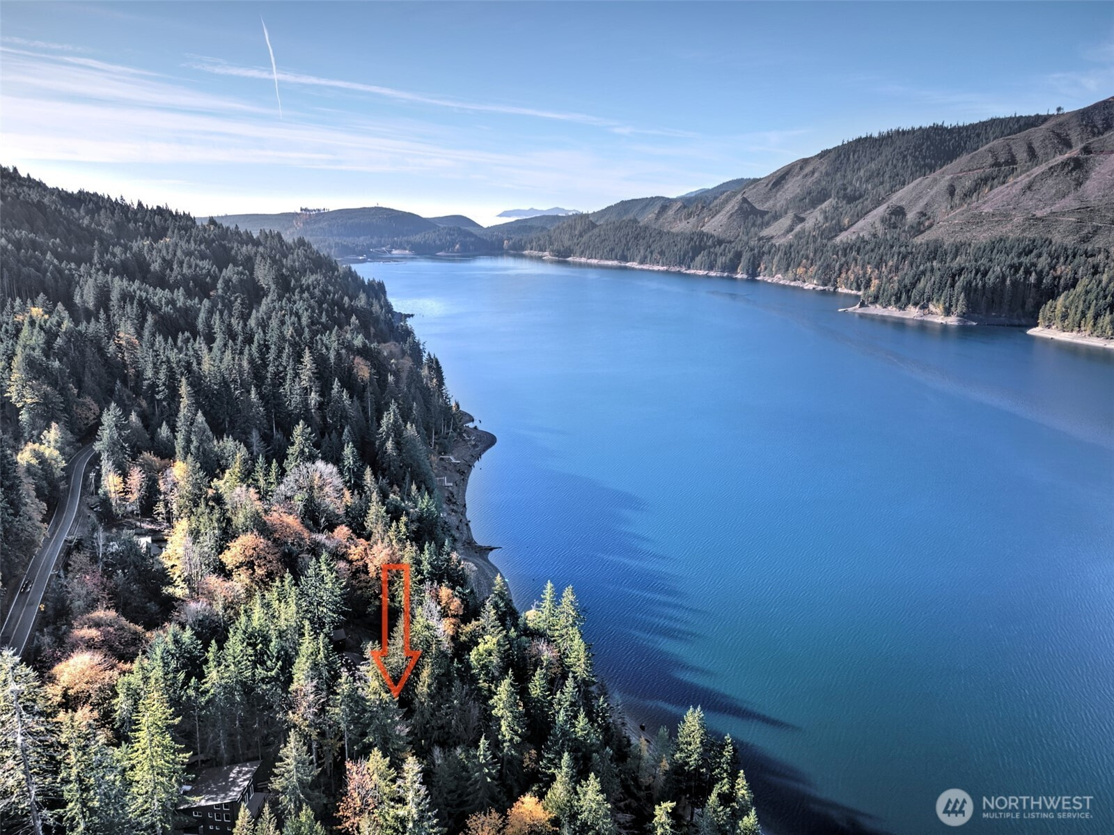 5791 N Lake Cushman Road, Hoodsport, WA 98548