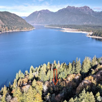 5791 N Lake Cushman Road, Hoodsport, WA 98548