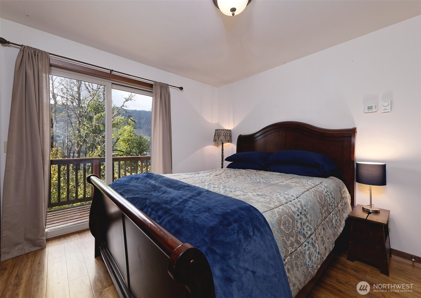 5791 N Lake Cushman Road, Hoodsport, WA 98548