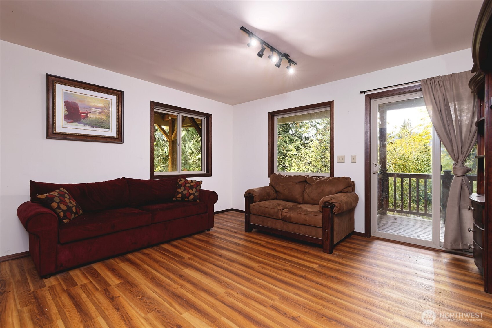 5791 N Lake Cushman Road, Hoodsport, WA 98548