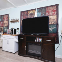 5791 N Lake Cushman Road, Hoodsport, WA 98548