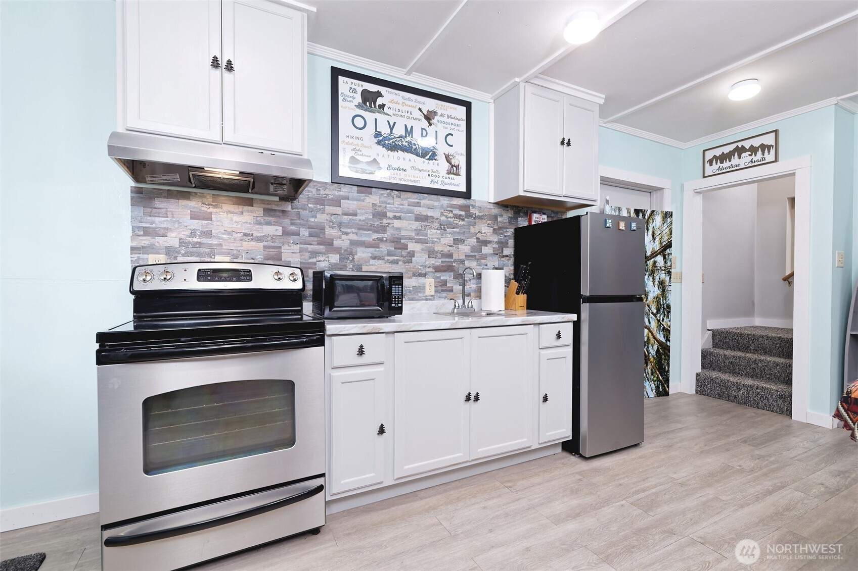 5791 N Lake Cushman Road, Hoodsport, WA 98548