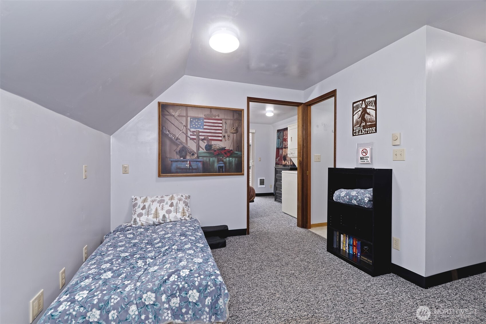 5791 N Lake Cushman Road, Hoodsport, WA 98548