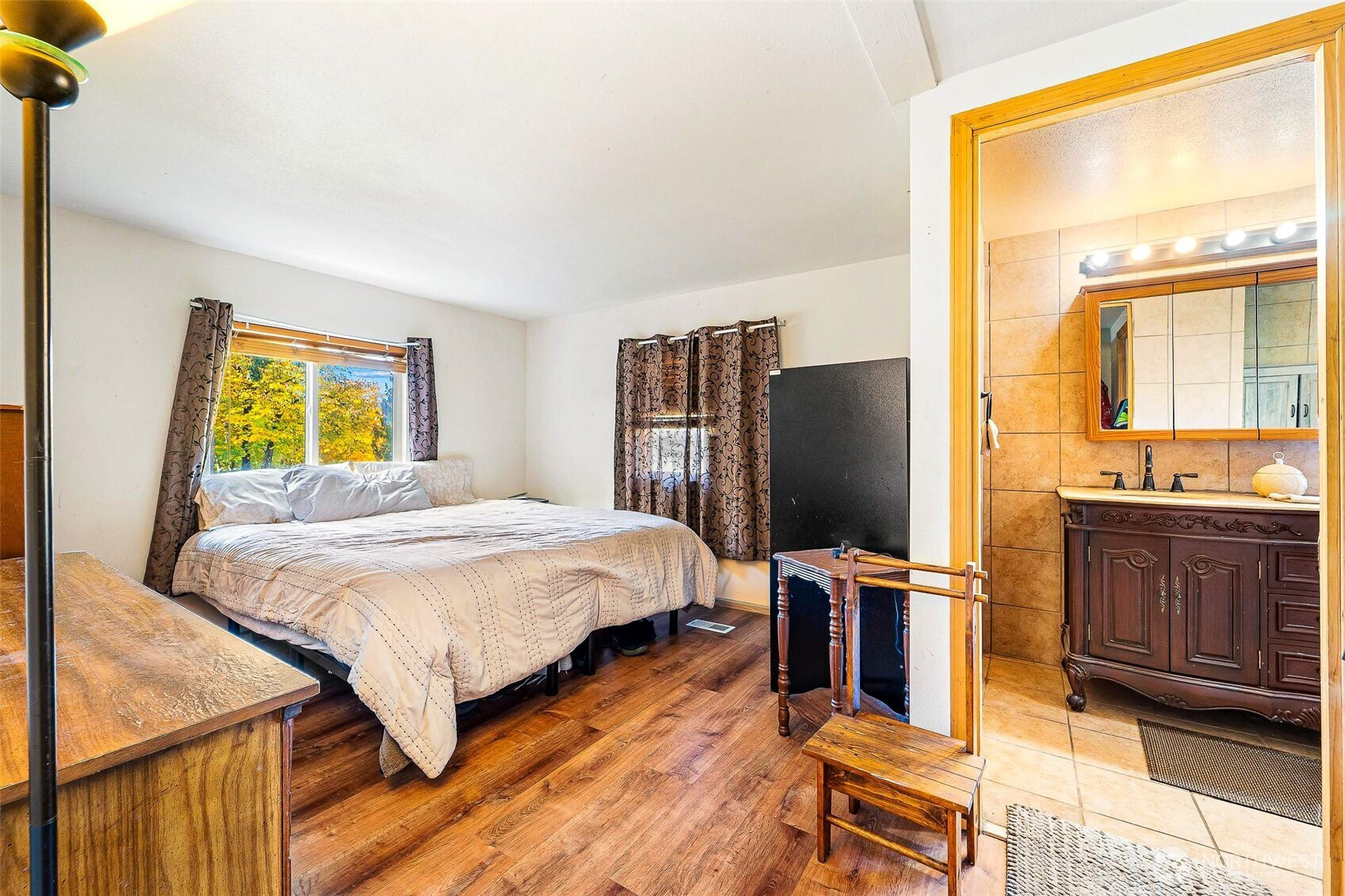 38013 26th Avenue S, Roy, WA 98580