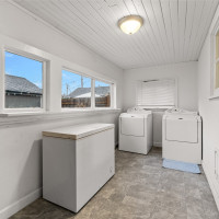 718 N 1st Street, Mount Vernon, WA 98273