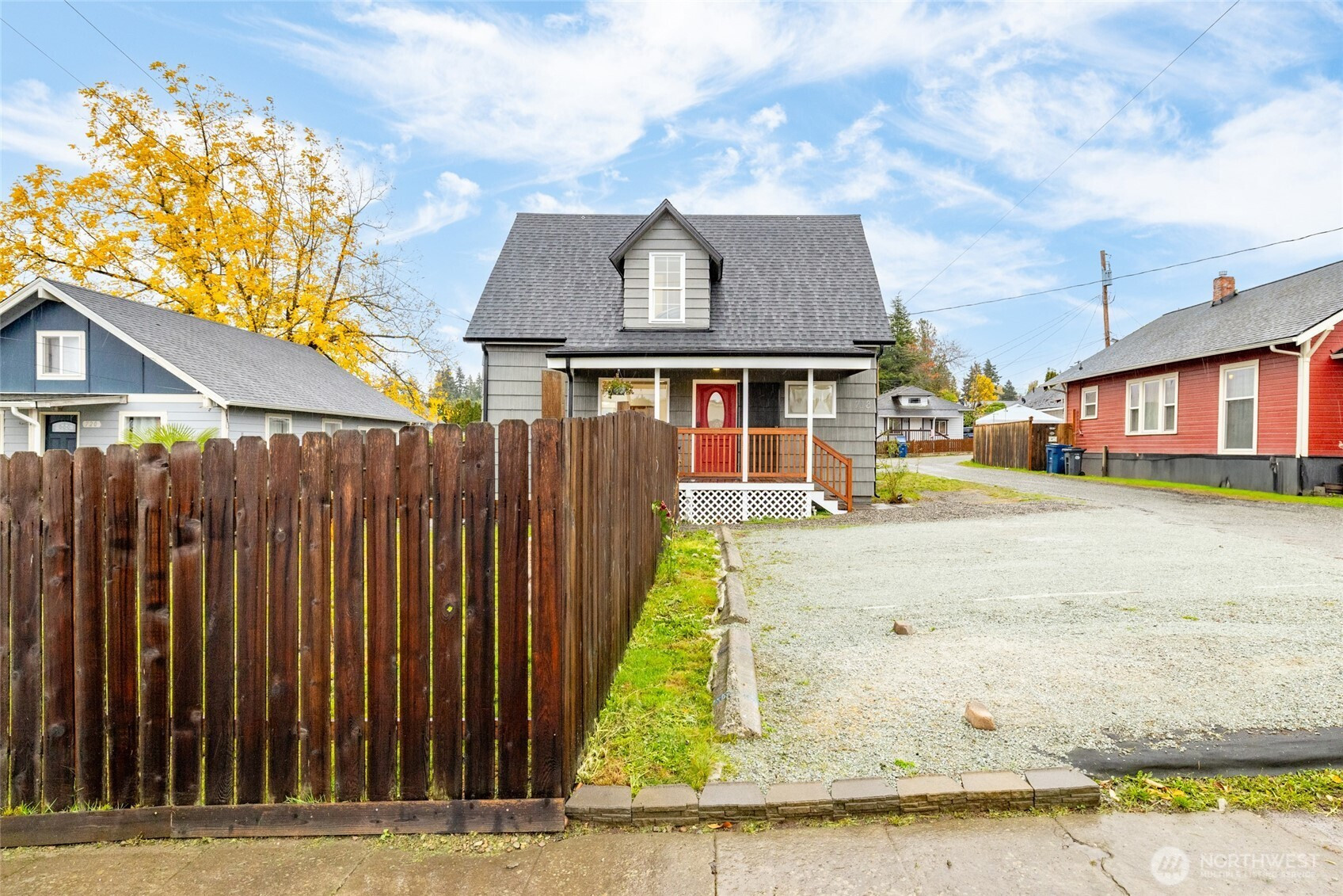 718 N 1st Street, Mount Vernon, WA 98273