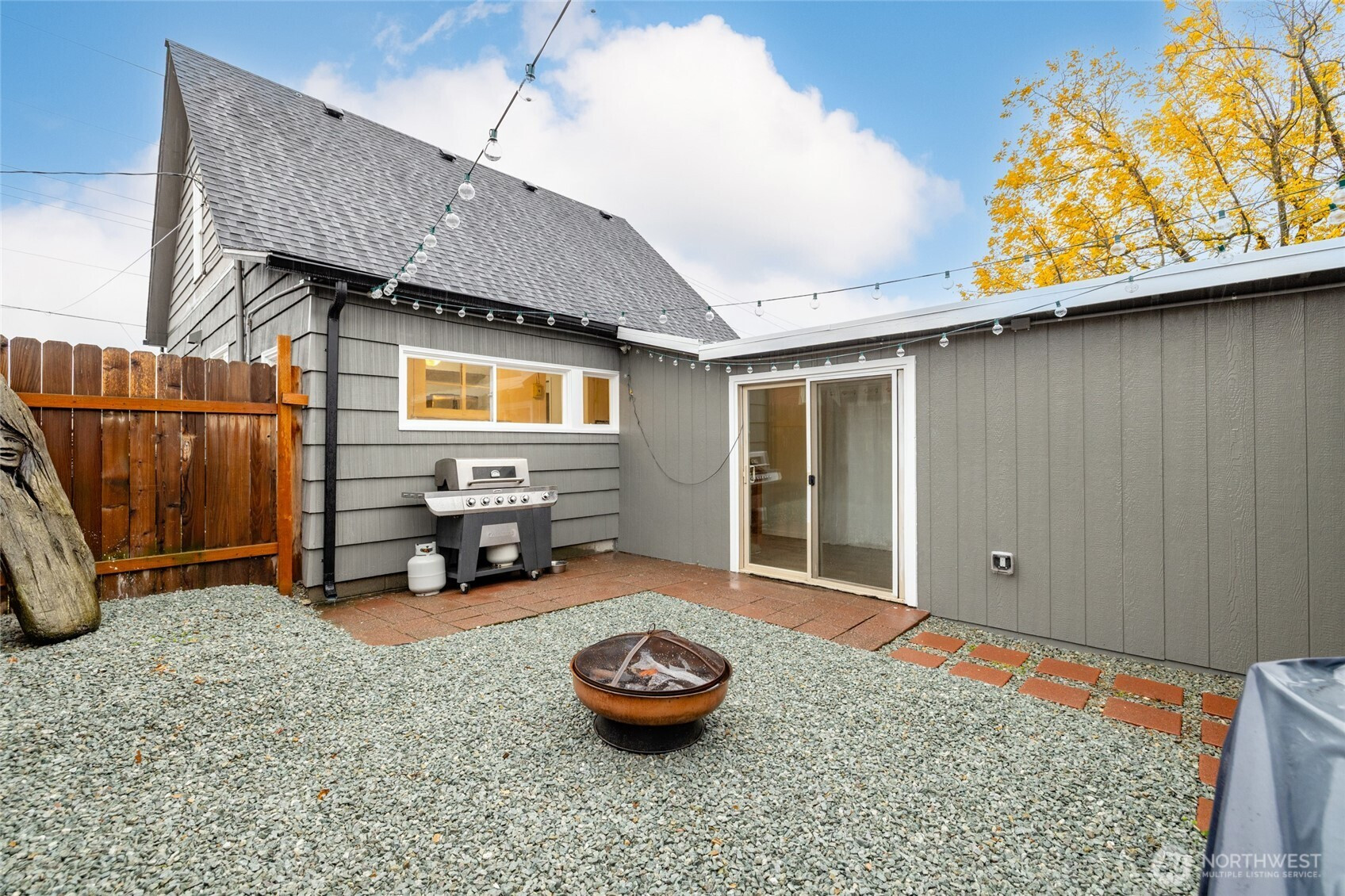 718 N 1st Street, Mount Vernon, WA 98273