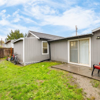 718 N 1st Street, Mount Vernon, WA 98273