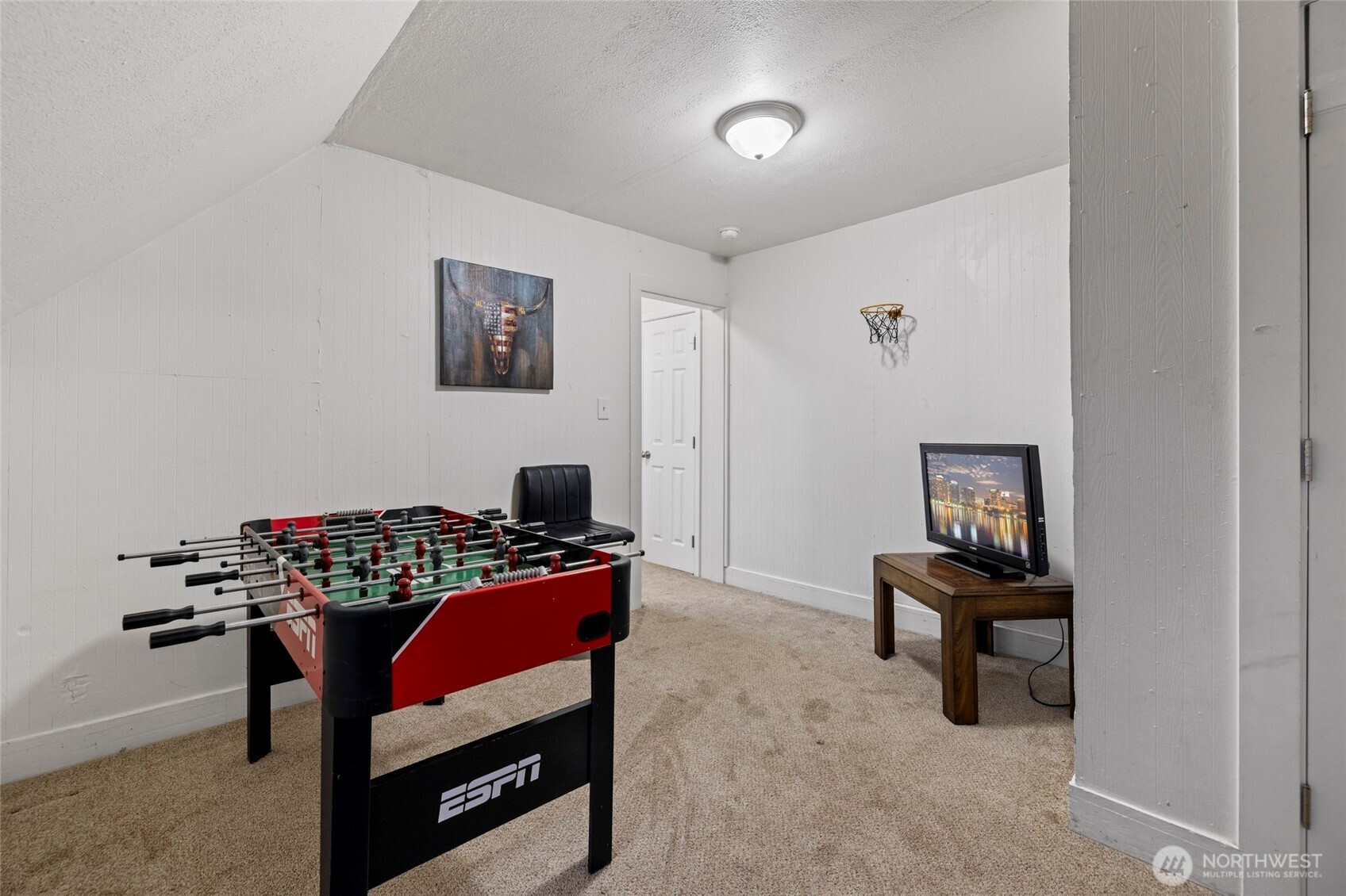 718 N 1st Street, Mount Vernon, WA 98273