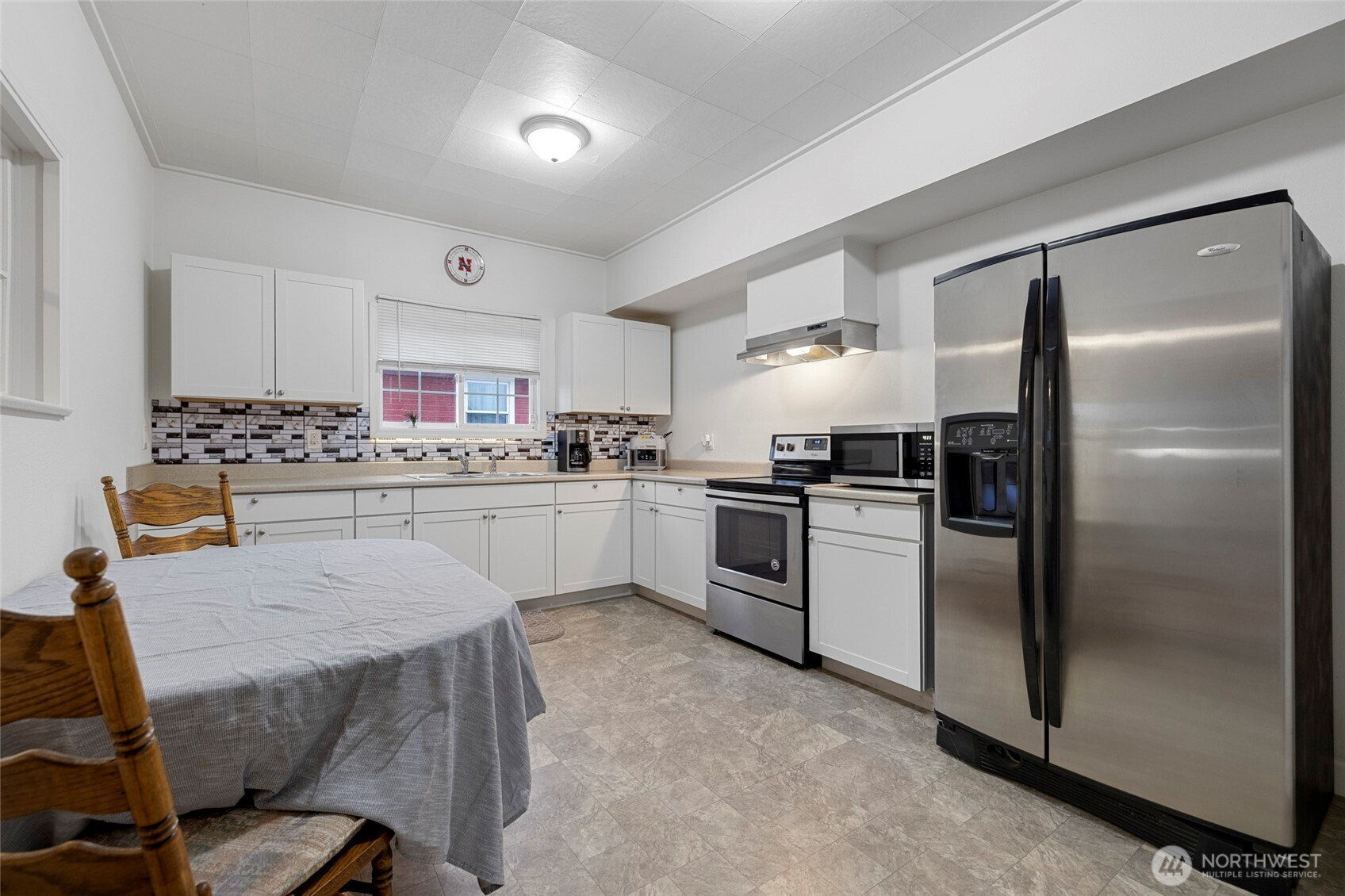 718 N 1st Street, Mount Vernon, WA 98273