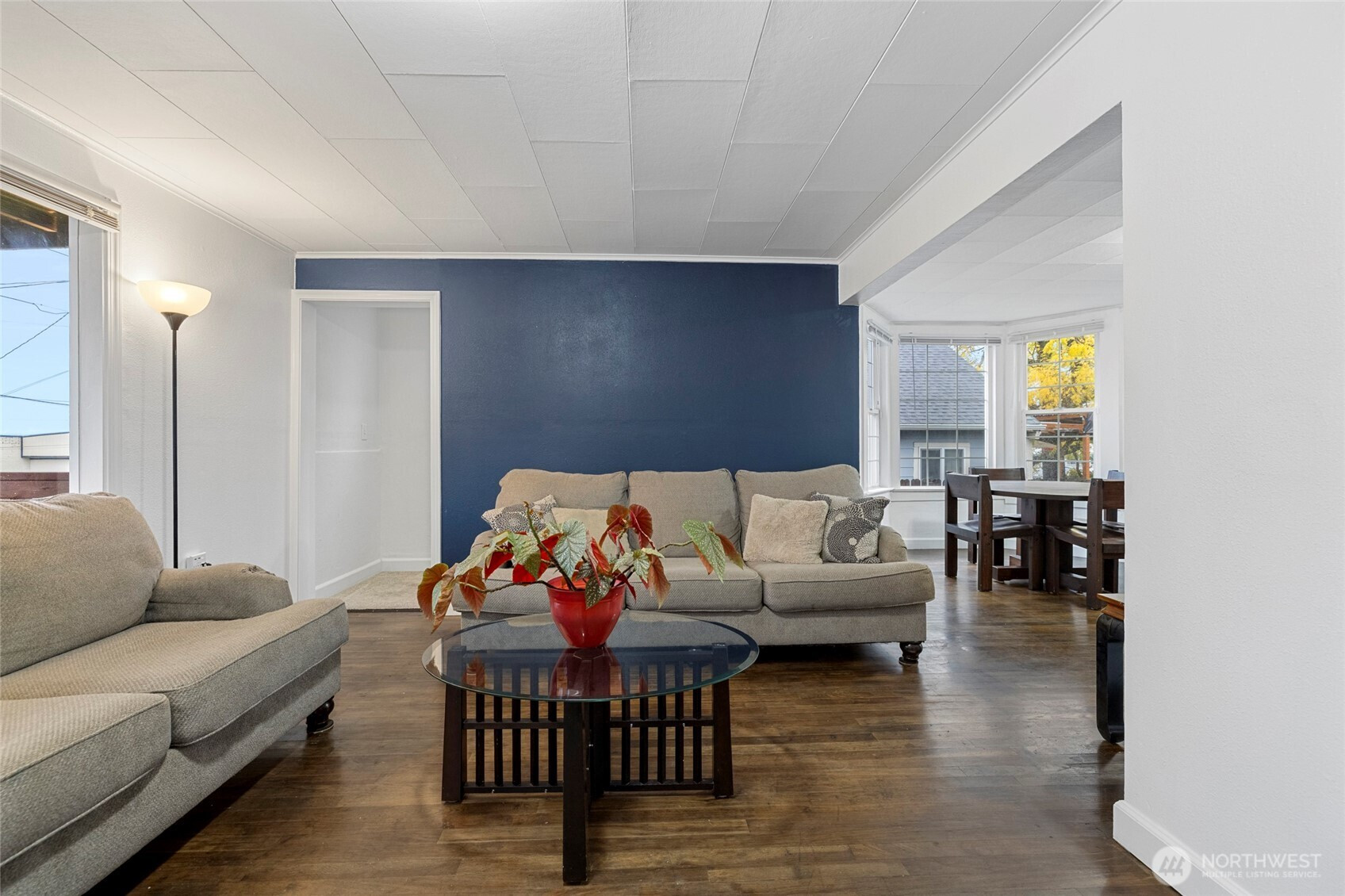 718 N 1st Street, Mount Vernon, WA 98273