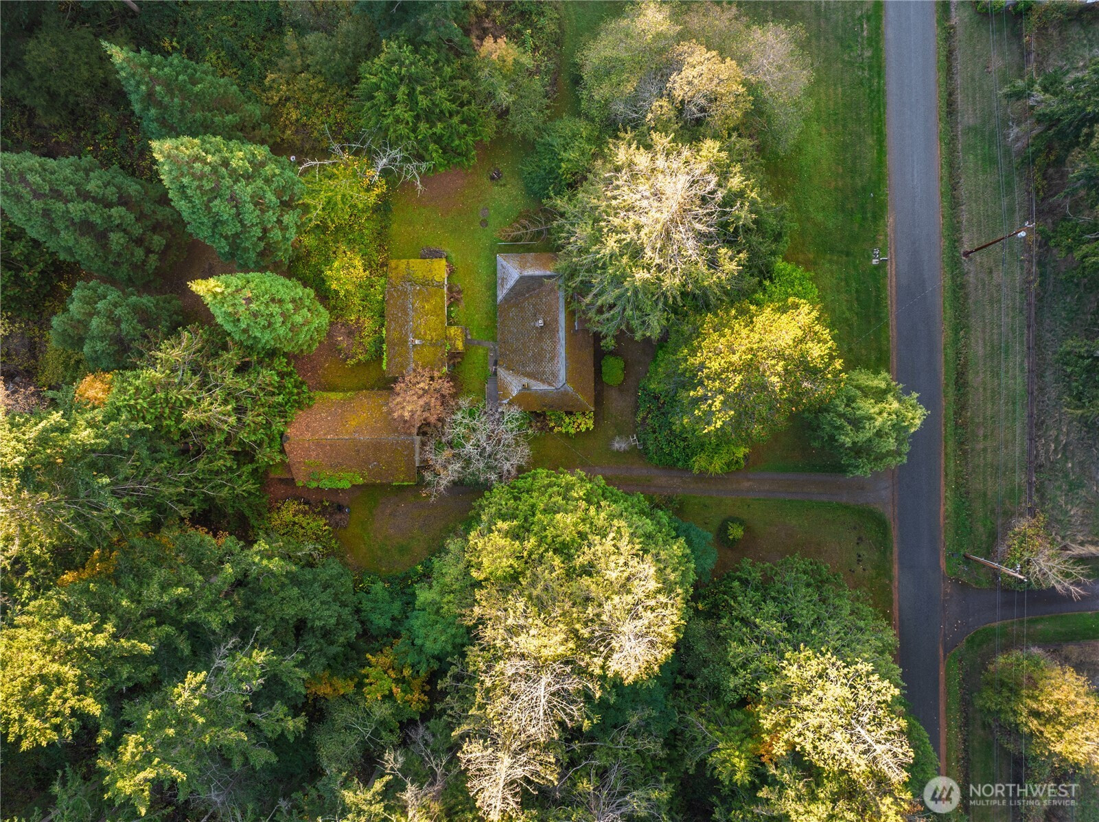 6058 S Campbell Lake Road, Anacortes, WA 98221